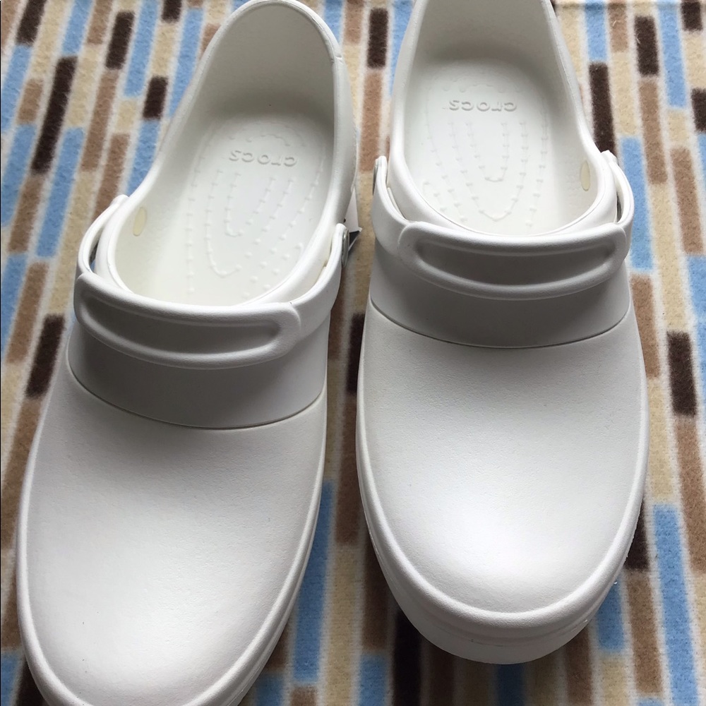 NEW Crocs - Mercy Work Room Fit - White